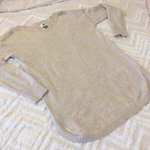 CREAM COLORED SWEATER